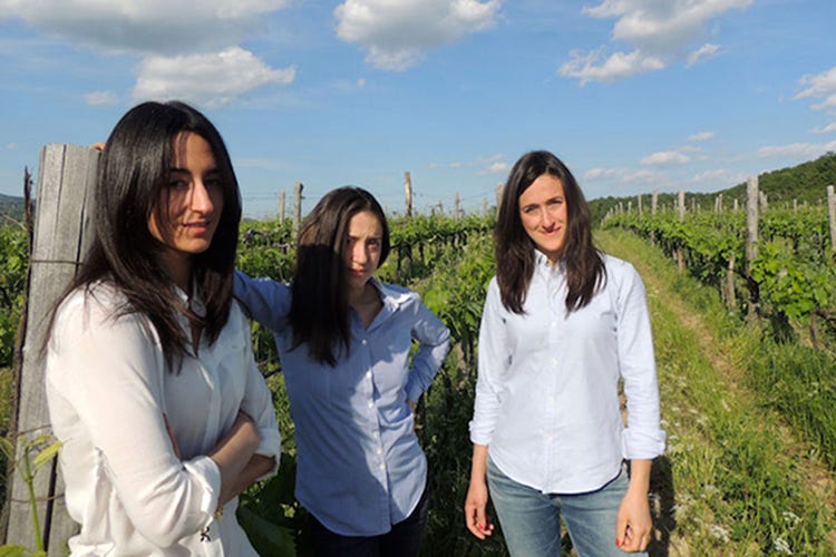 Le tre sorelle Mancini (Vini e prodotti tipici in tavola all'Agriturismo Buccia Nera)