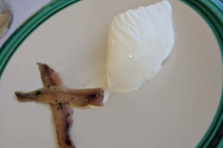 (Vino e mozzarelle in degustazione Vincente l'idea nuova dello Stuzzichino)