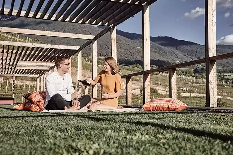 La formula pic nic in hotel &egrave; molto apprezzata Le suite entrano in vigneto