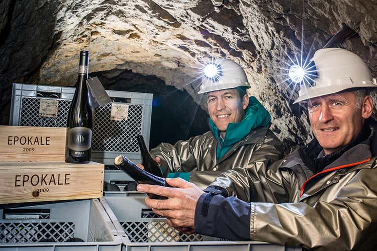 Epokale Cantina Tramin (Vinum Hotels Südtirol Più valore al mercato italiano) Epokale Cantina Tramin (Vinum Hotels Südtirol Più valore al mercato italiano)