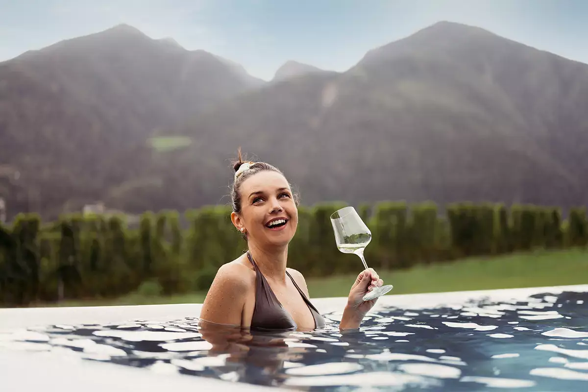 Relax e buon vino ai Vinum Hotels. Foto: Tobias Kaser Dall&rsquo;Alto Adige alla Puglia la Pasqua &egrave; in vacanza