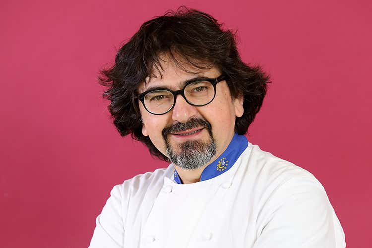 Virgilio Valenti - Quando il sapore aiuta l’umore Psiche e soma si parlano in cucina Virgilio Valenti - Quando il sapore aiuta l’umore Psiche e soma si parlano in cucina