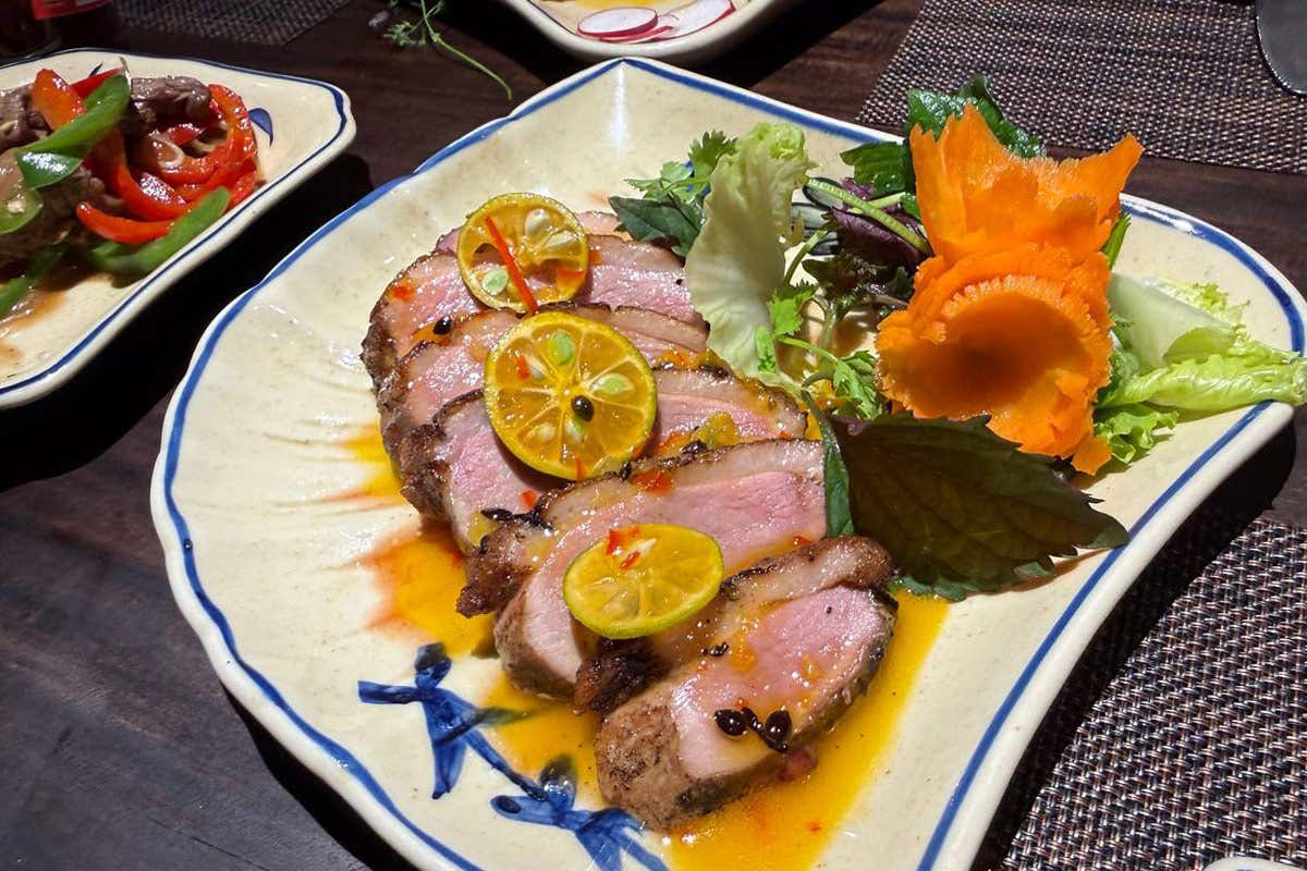 Vit hun khói sot tac