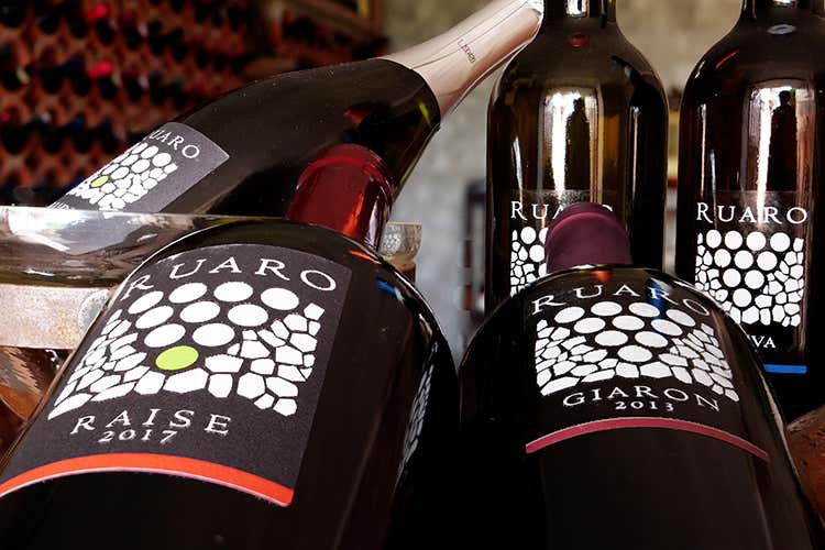 La bontà ha radici profonde, dicono in casa Ruaro - Vitivinicola Ruaro, vini bio che esaltano il legame al territorio La bontà ha radici profonde, dicono in casa Ruaro - Vitivinicola Ruaro, vini bio che esaltano il legame al territorio