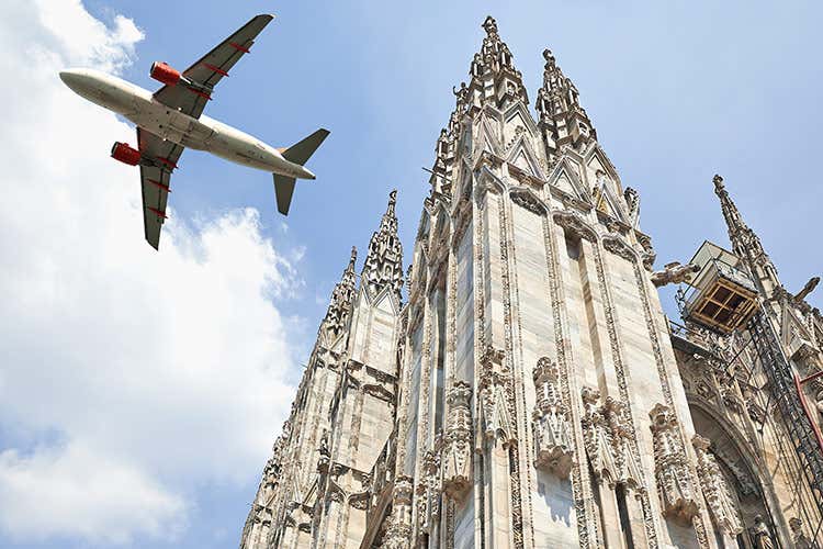 Per poter usufruire della promozione il visitatore deve essere in possesso di un biglietto aereo per Milano - Vola a Milano fino a dicembre Una notte in hotel &egrave; gratis