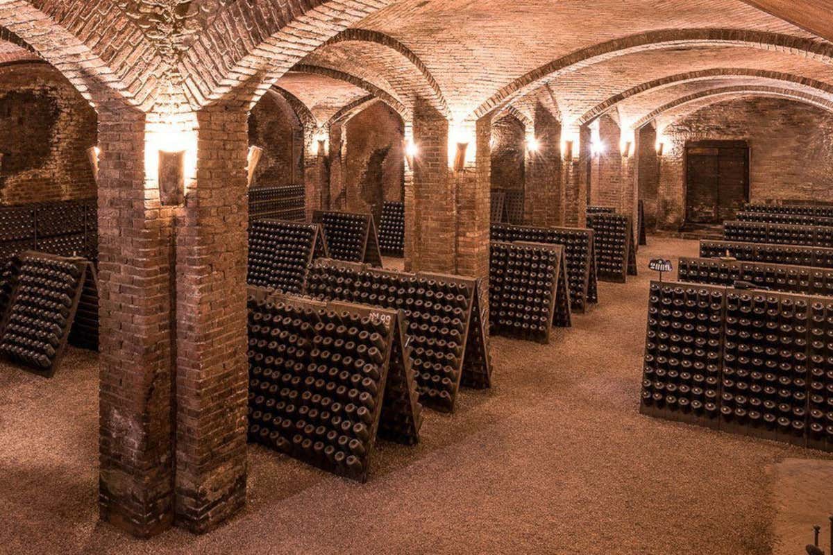 Alta Langa Docg oltre i due milioni di bottiglie: il Metodo classico piemontese accelera