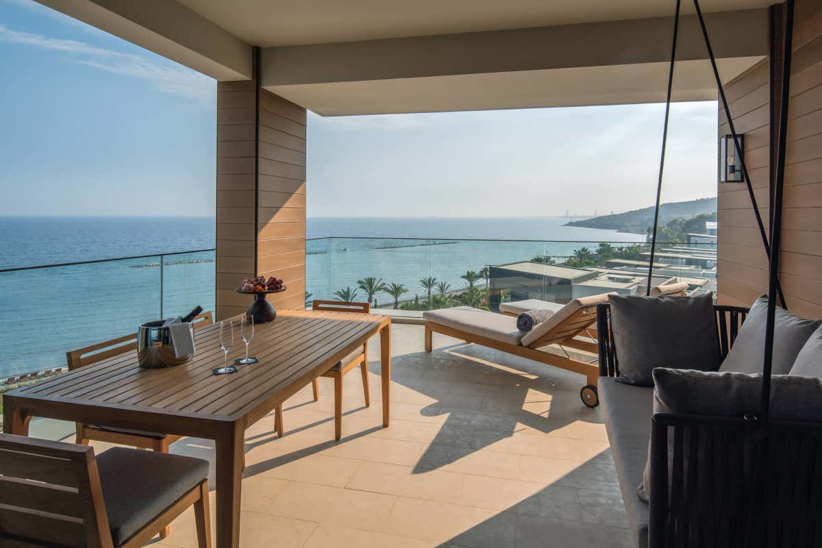 Lusso e cucina stellata a Cipro: all'Amara di Limassol la nuova meta gourmet del Mediterraneo