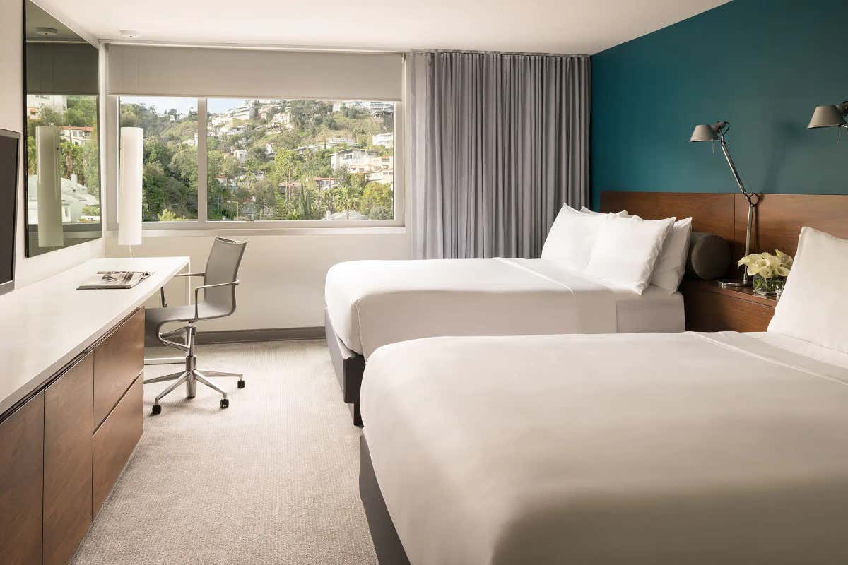 Dalla ribellione al lusso: la storia rock dell'Andaz West Hollywood