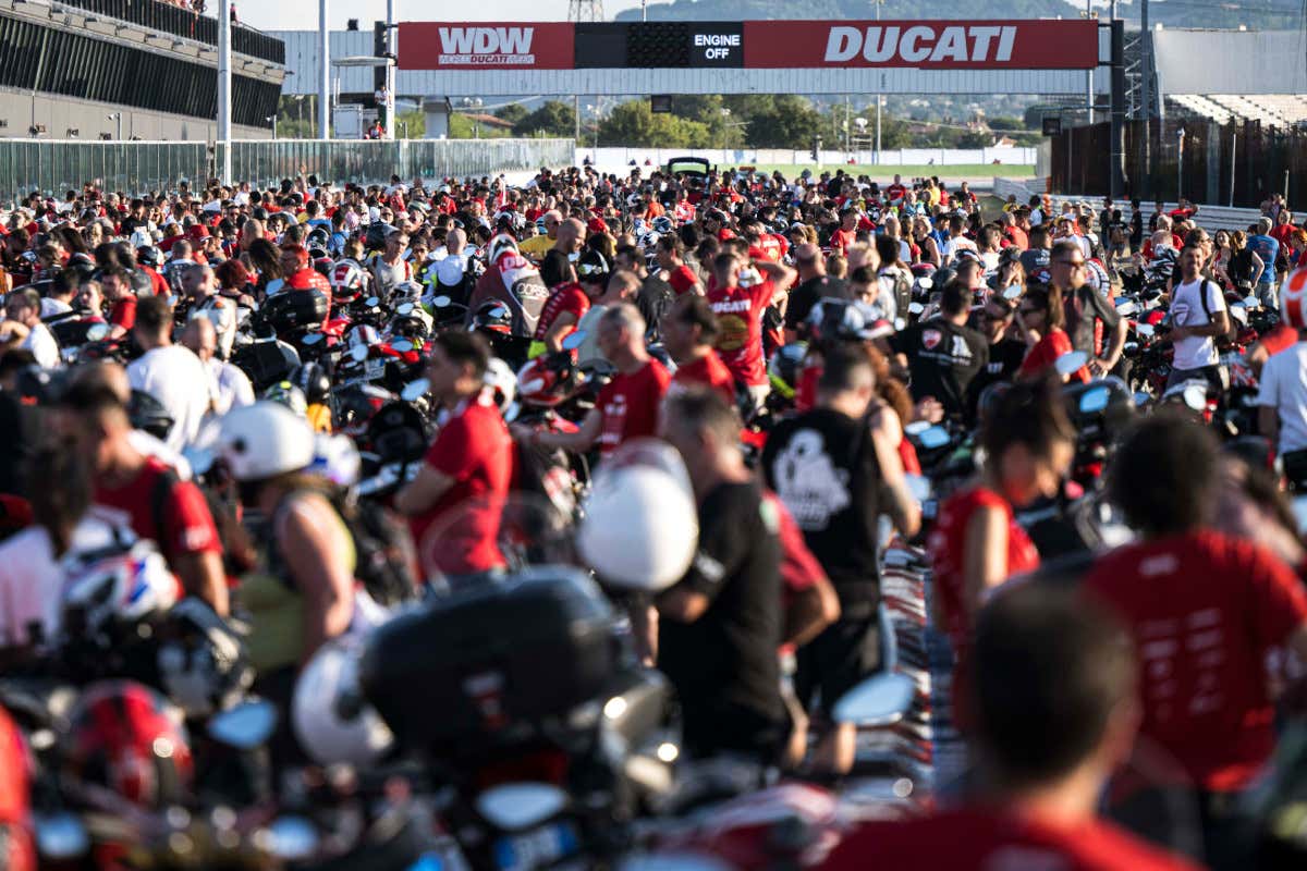 Emilia-Romagna: nuovi percorsi cromatici e cartoguide per il turismo esperienziale Emilia-Romagna: nuovi percorsi cromatici e cartoguide per il turismo esperienziale