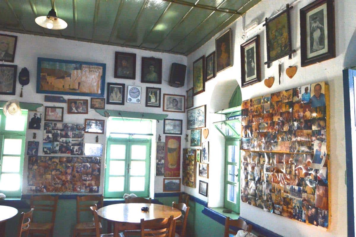Il Kafeneion O Mouggos