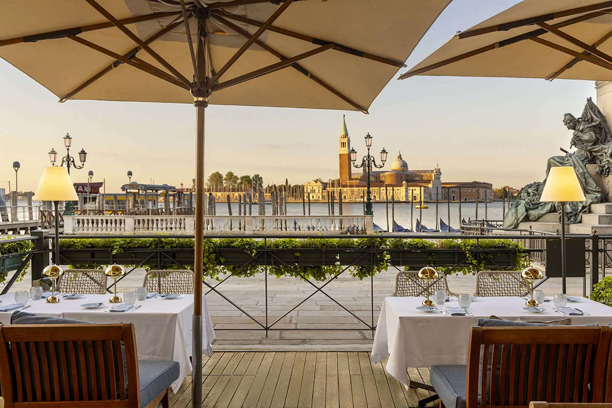 L’“hotel dalle cento finestre” di Venezia dove Cajkovskij scrisse la sua sinfonia più celebre L’“hotel dalle cento finestre” di Venezia dove Cajkovskij scrisse la sua sinfonia più celebre