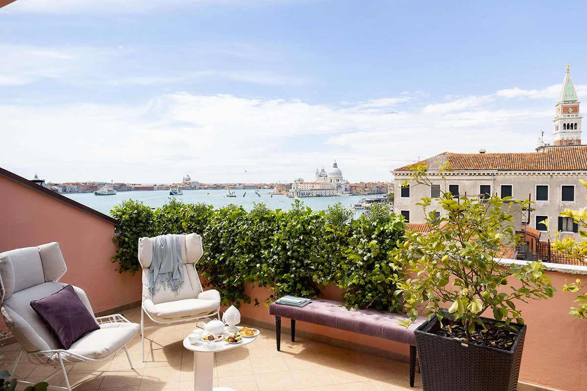 L’“hotel dalle cento finestre” di Venezia dove Cajkovskij scrisse la sua sinfonia più celebre