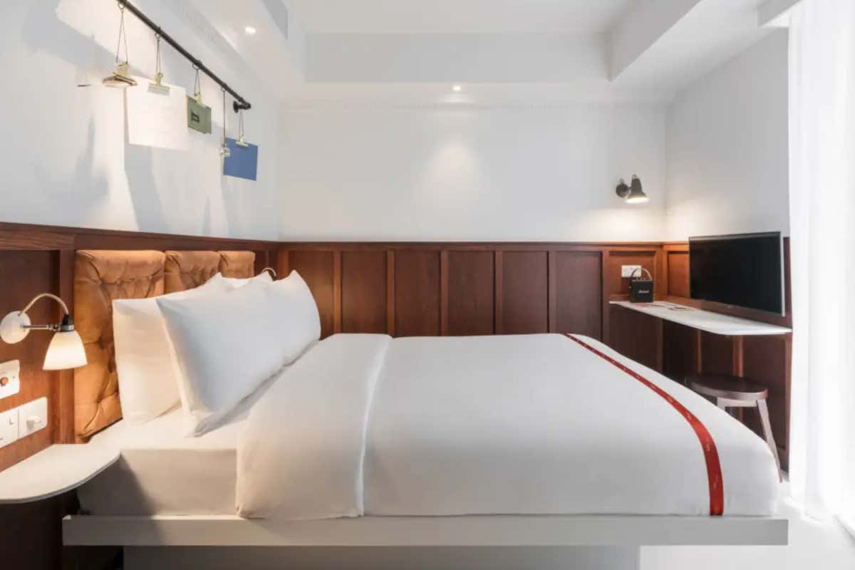 Ruby Stella Hotel & Bar, a Londra sulle tracce di Charles Dickens