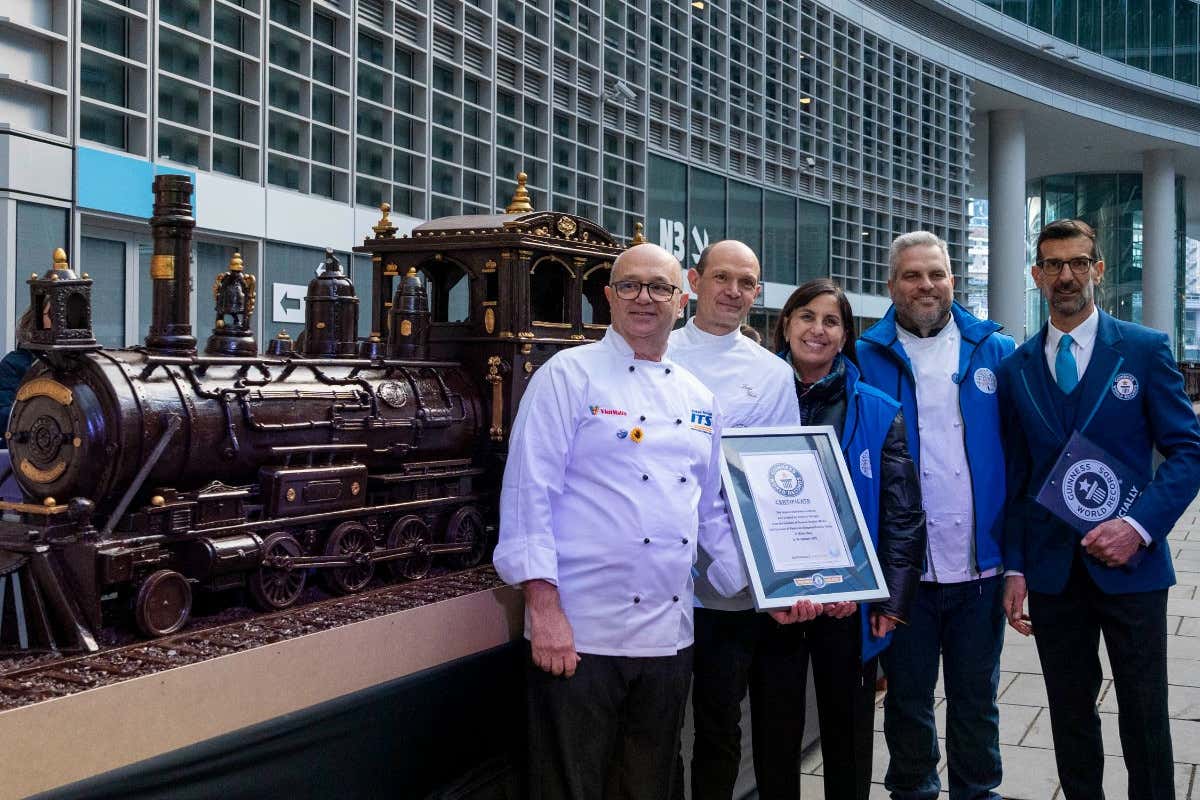 Il Winter Games Express è ufficialmente il treno di cioccolato più lungo del mondo