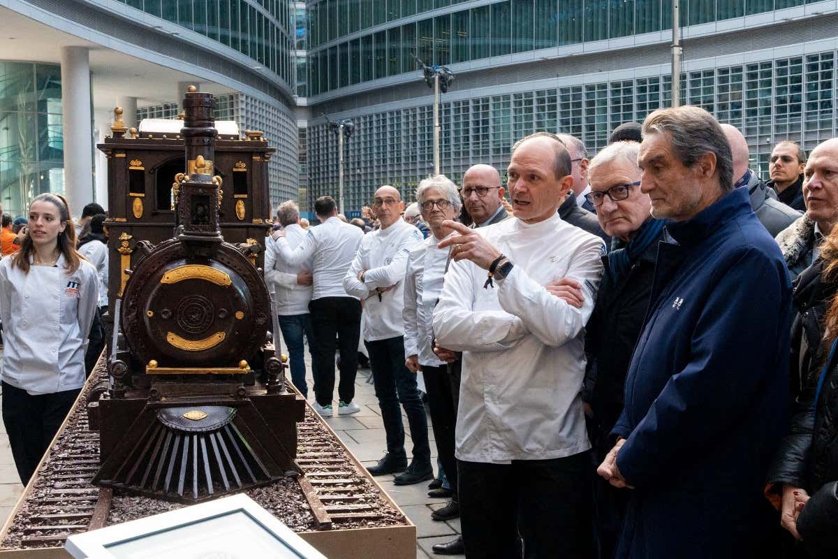 Il Winter Games Express è ufficialmente il treno di cioccolato più lungo del mondo