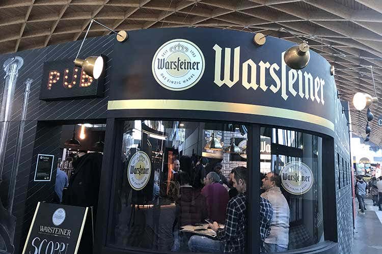 (Warsteiner presenta il Concept Pub Birra e cibo, nuove identit&agrave; di pairing)