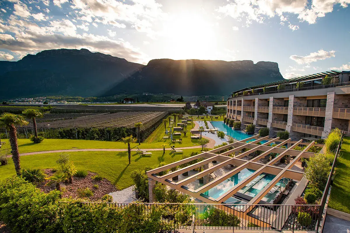 Weinegg Wellviva Resort e Lusini insieme per un&rsquo;ospitalit&agrave; sostenibile