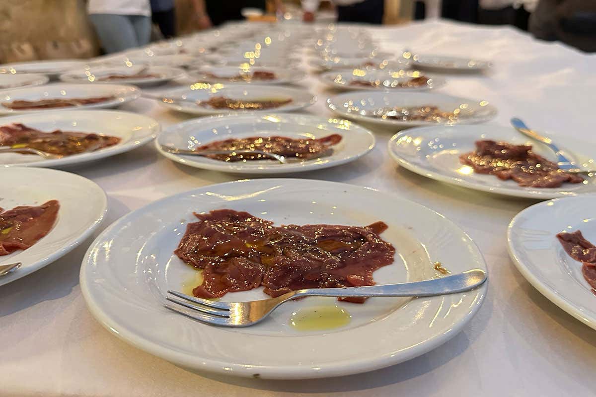 Alessandro Criscione: la storia del Caciocavallo che conquista gli chef stellati Alessandro Criscione: la storia del Caciocavallo che conquista gli chef stellati