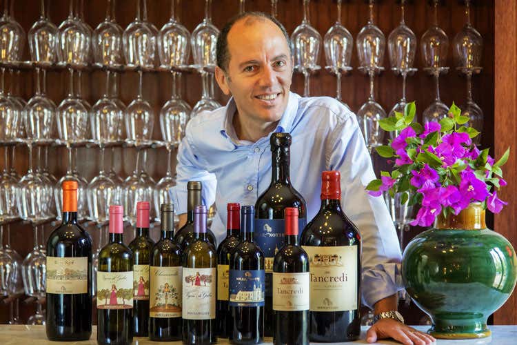 Antonio Rallo (Wine Night in Moderation La cultura del vino conquista i giovani) Antonio Rallo (Wine Night in Moderation La cultura del vino conquista i giovani)