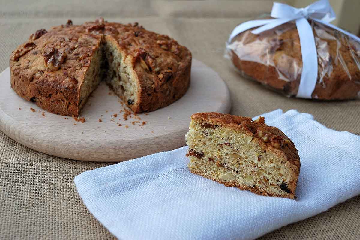 Val di Non d’inverno: tra castelli da fiaba, laghi di ghiaccio e ciaspolate notturne Val di Non d’inverno: tra castelli da fiaba, laghi di ghiaccio e ciaspolate notturne