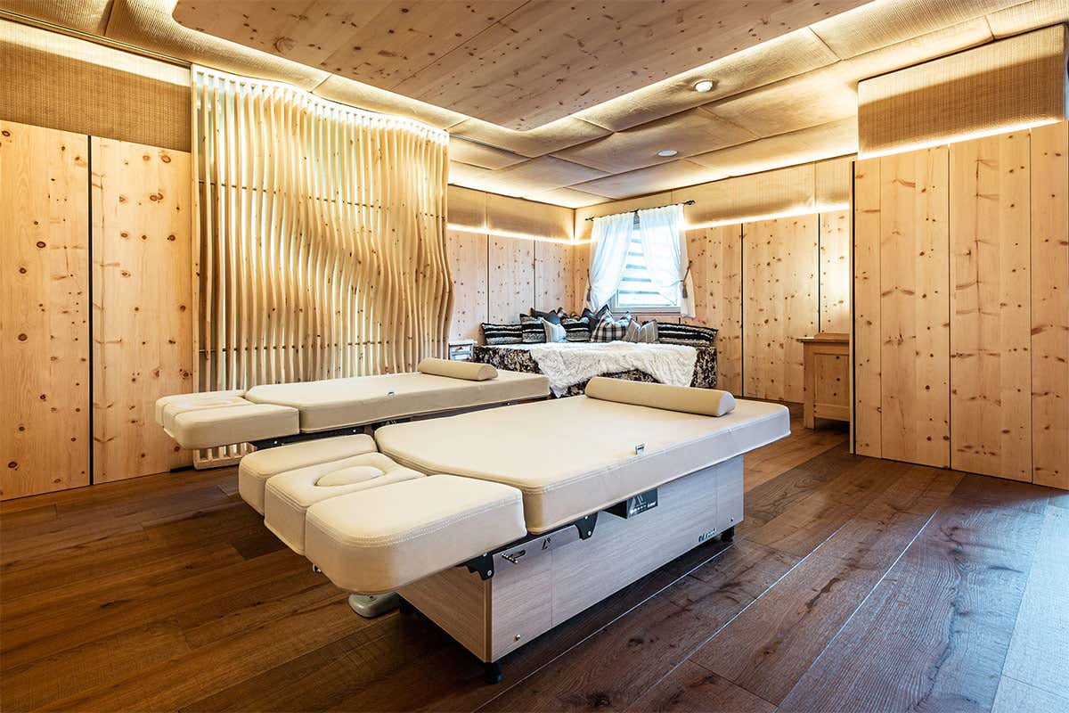 Voglia di Dolomiti, giugno da record e agosto quasi sold out all'Hotel Fanes