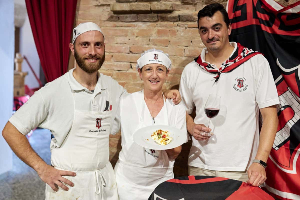 I vincitori di A Tavola con il Nobile: la contrada Voltaia  A Tavola con il Nobile: a Montepulciano vince la contrada di Voltaia