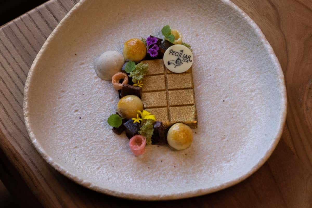 A cena con Harry Potter e Willy Wonka? I menu favolosi di A Peculiar Tea di Belfast