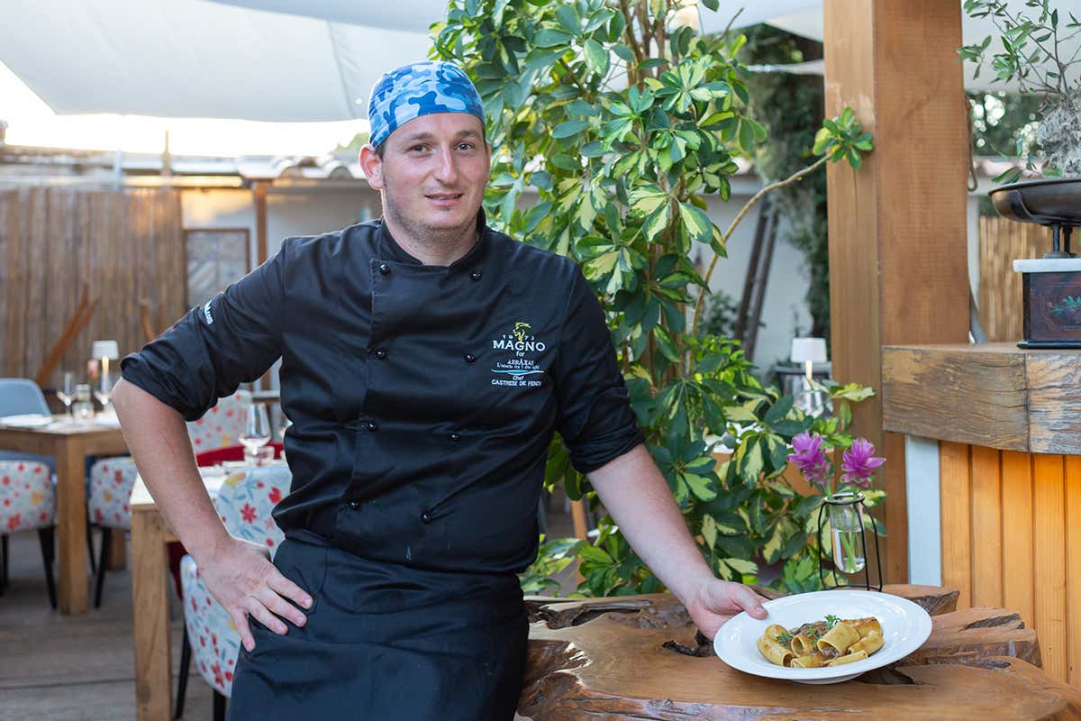 Lo chef Castrese De Fenza Abraxas Osteria, cena eccellente nella magia dei Campi Flegrei