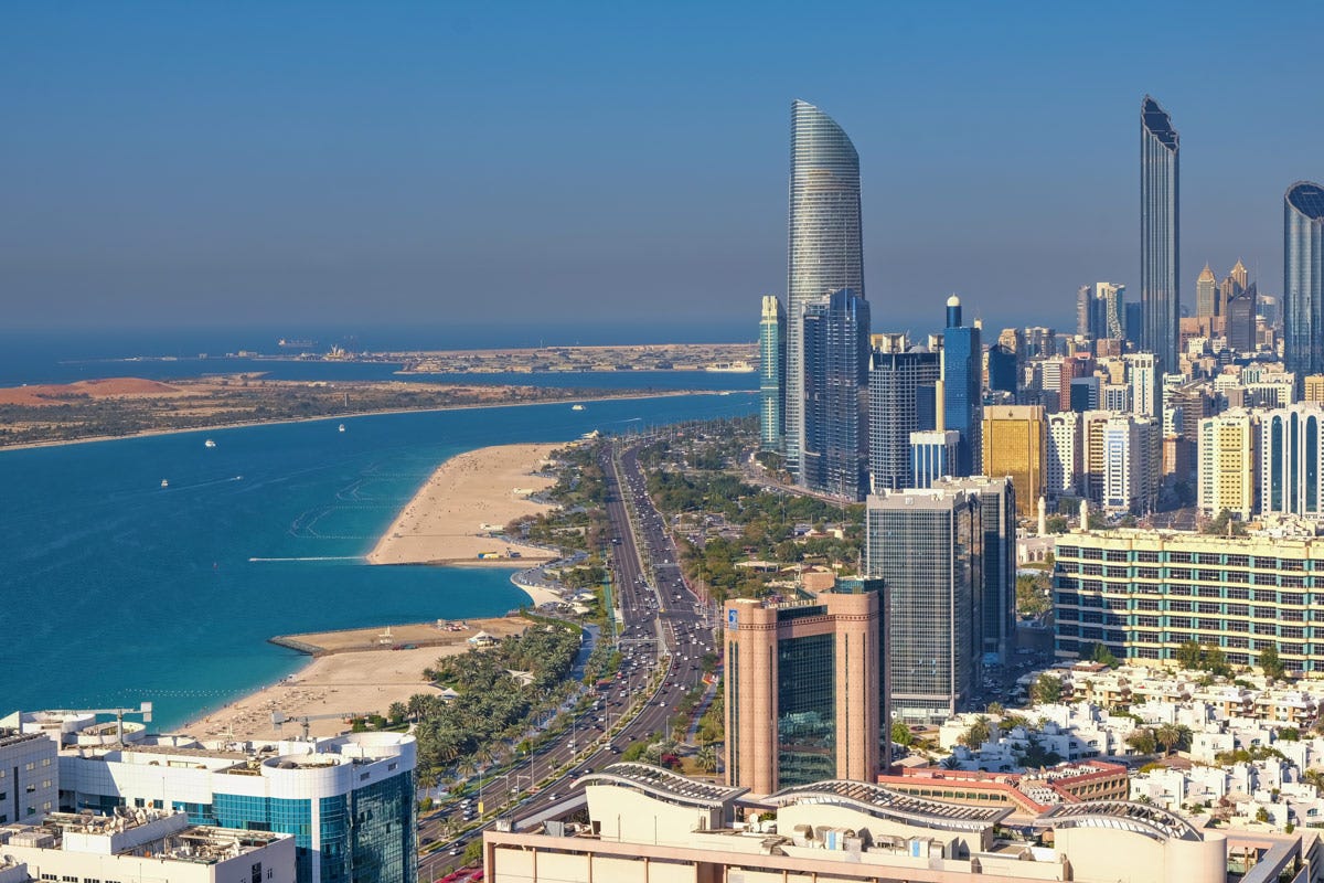 Ad Abu Dhabi c'è sempre una nuova esperienza da vivere Emozioni gusto e divertimento: per un'estate unica ad Abu Dhabi