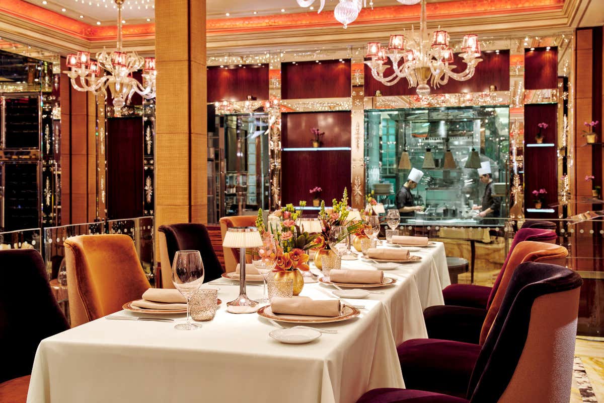 Il profumo del Piemonte a Milano: da Acanto una cena con tartufo bianco e Barolo