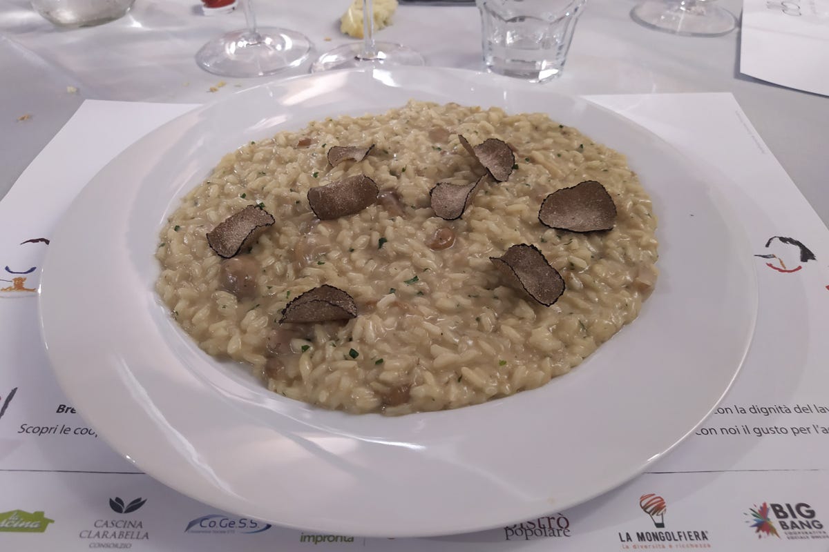 Il risotto col tartufo L'Accademia Italiana della Cucina omaggia i cuochi disabili del