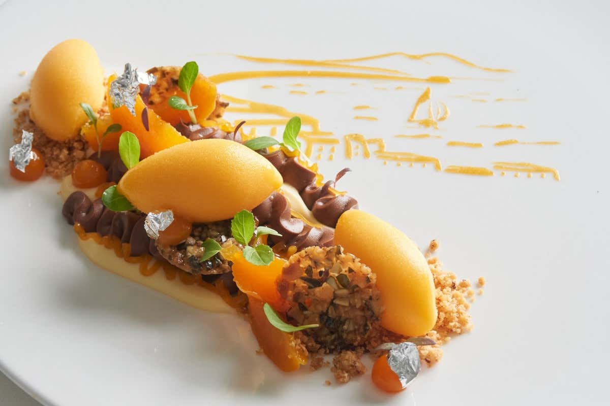 Il Grand Hotel Angiolieri, duemila anni di storia affacciati sul golfo di Napoli