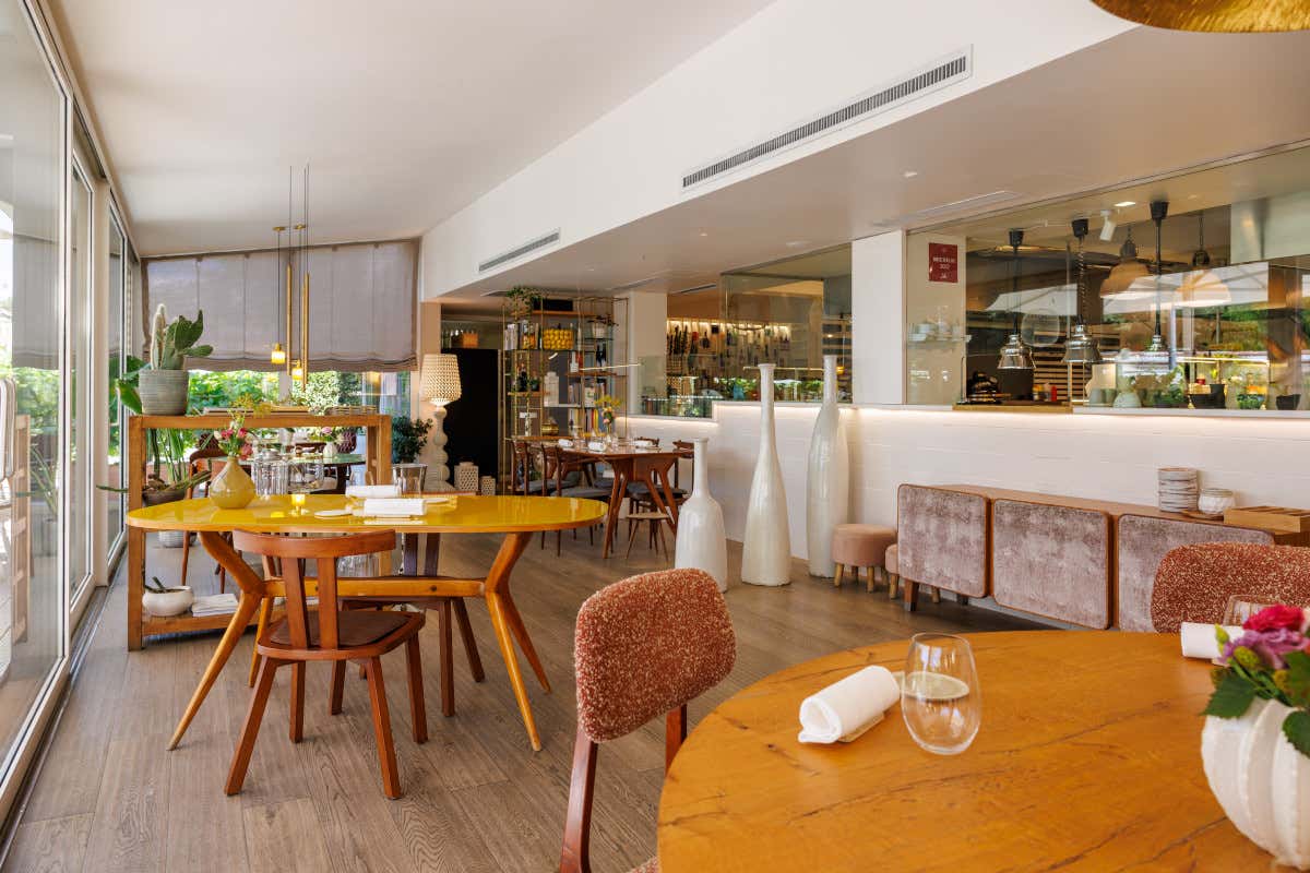 Mangiare all'aria aperta: ecco alcuni ristoranti da Milano alla Sicilia Mangiare all'aria aperta: ecco alcuni ristoranti da Milano alla Sicilia