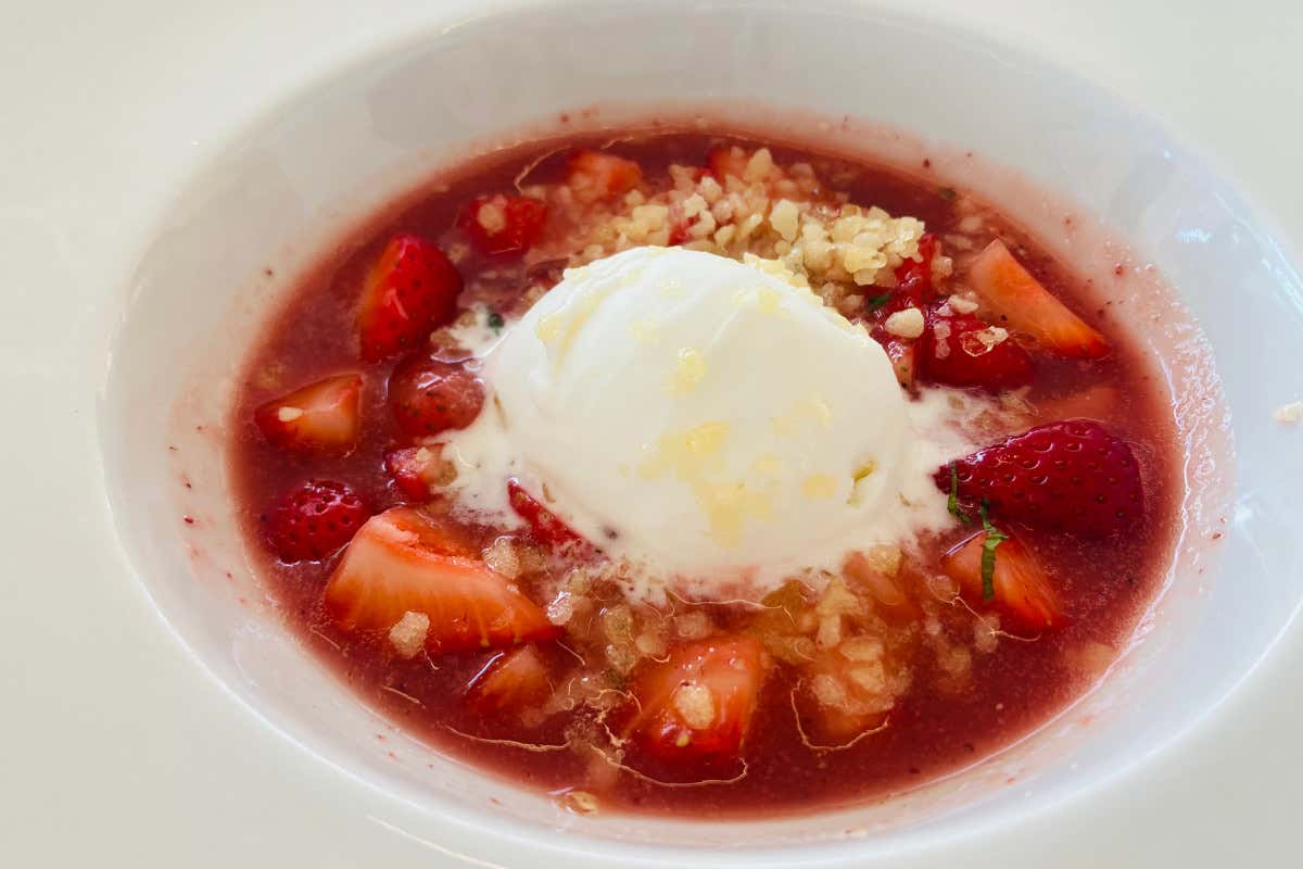 Il ristorante fine dining in hotel da scoprire nel paese de “I Malavoglia”