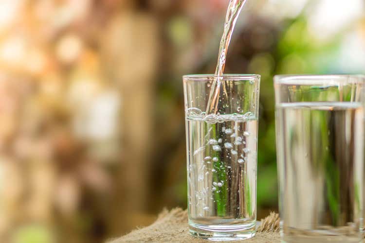 Il giovane ha bevuto del liquido ustionante al posto della gazzosa(Acido al posto della bibita 14enne ustionato in un bar a Milano)