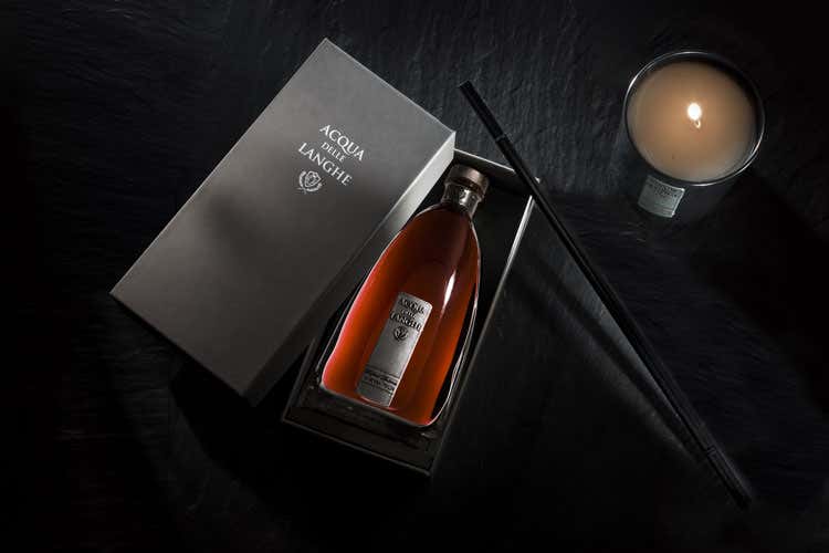 (Acqua delle LangheI profumi piemontesi di Alberto Avetta) (Acqua delle LangheI profumi piemontesi di Alberto Avetta)