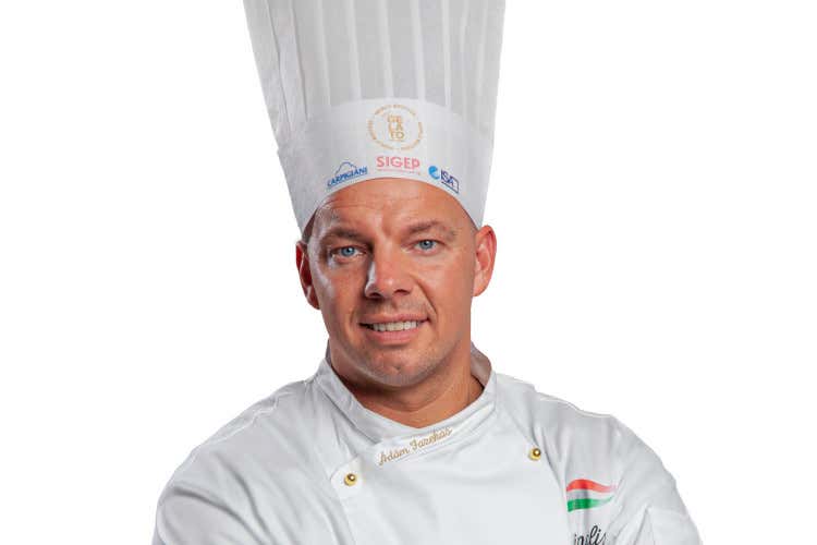 Ádám Fazekas Il miglior gelatiere dell’estate 2022? È Marco Venturino da Varazze Ádám Fazekas Il miglior gelatiere dell’estate 2022? È Marco Venturino da Varazze