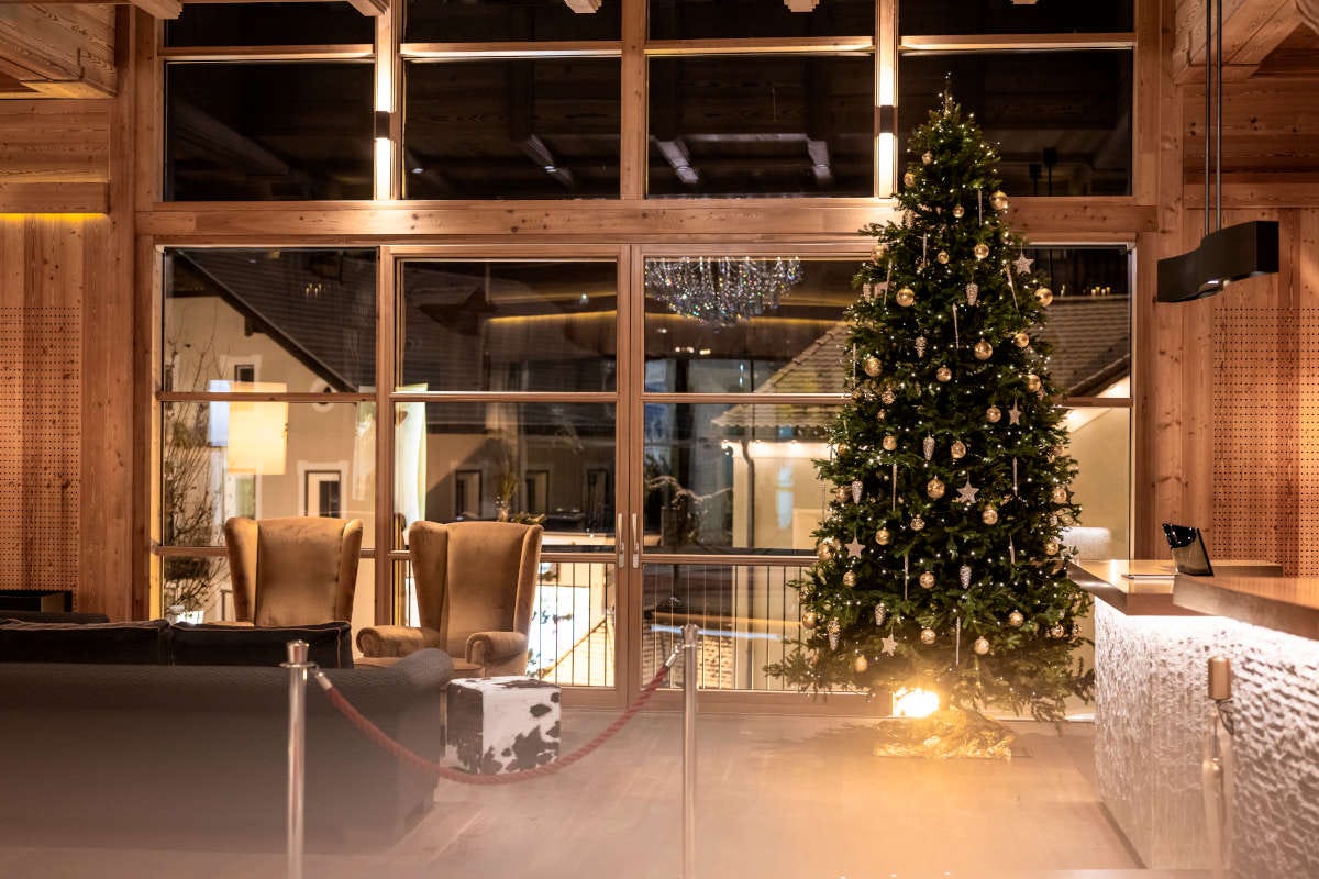 I migliori allestimenti natalizi 2023 degli hotel: Mandarin Oriental, Milan