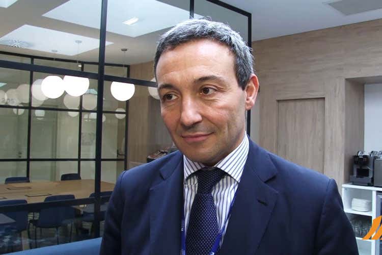 Ugo De Carolis (Aerei, cresce il traffico in Europa E l'Italia balza al quarto posto)