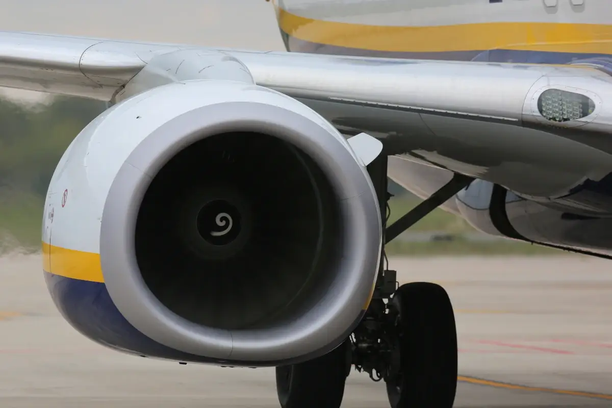 Jet fuel alle stelle: mai cos&igrave; caro il carburante per l'aviazione