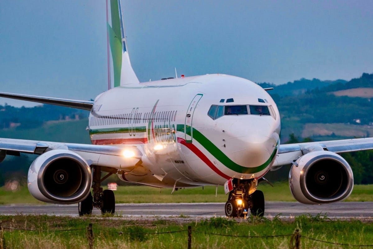 Dall'Umbria alla Sardegna in meno di 2 ore: Aeroitalia riapre il volo Perugia-Olbia