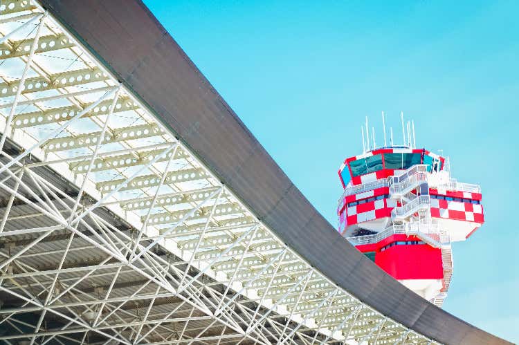 L'aeroporto di Roma Fiumicino - Mamma ho perso il traffico aereo: anche gli hotel non spiccano il volo