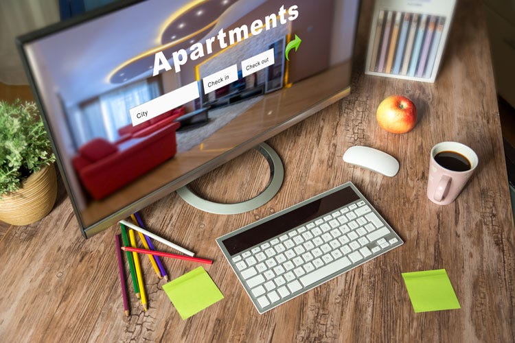 Affitti brevi, spunta la “stretta” 
per chi utilizza Booking e Airbnb
