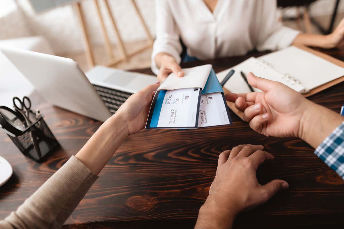 Turismo il Piano strategico: agevolazioni per nuovi assunti e contrasto all&rsquo;abusivismo