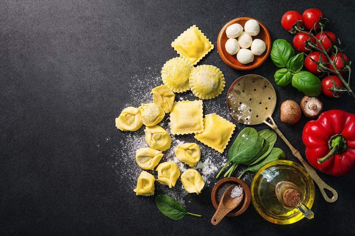 Agroalimentare, dopo cinque anni la bilancia commerciale torna positiva 300 eccellenze Made in Italy hanno fatto volare l'export agroalimentare nel 2020