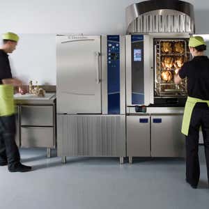 Cottura e abbattimento in piena efficienza con Touchline e Air-o-chill di  Electrolux - Italia a Tavola