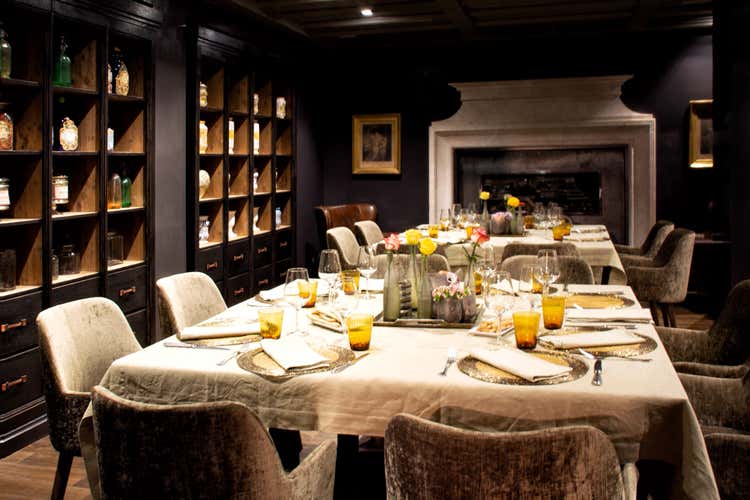 Il salotto del camino (Sul lago d&rsquo;Iseo Al Tram non passa... di moda)