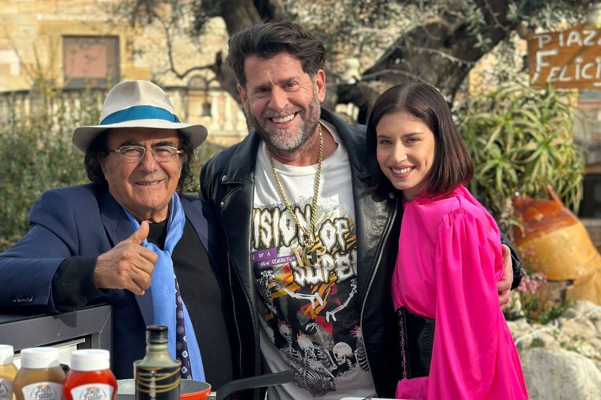 Vittorio Gucci, al centro, con la figlia Sofia Plescia e un'ospite speciale: Al Bano Un viaggio nel sud Italia alla ricerca del segreto per Il Panino perfetto