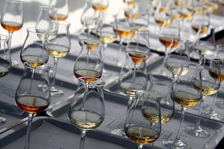 Le selezioni del Premio Alambicco d'Oro - Premio Alambicco d’Oro Spiccano Roner e Beccaris Le selezioni del Premio Alambicco d'Oro - Premio Alambicco d’Oro Spiccano Roner e Beccaris