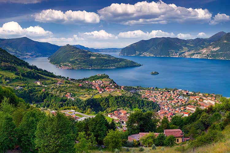 Lago d'Iseo - Vacanze, boom di case in affitto AAA cercasi balconi per famiglie